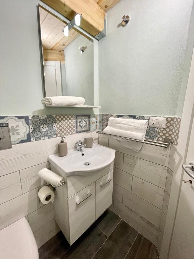 Loft Munira Apartment Napoli Bagian luar foto