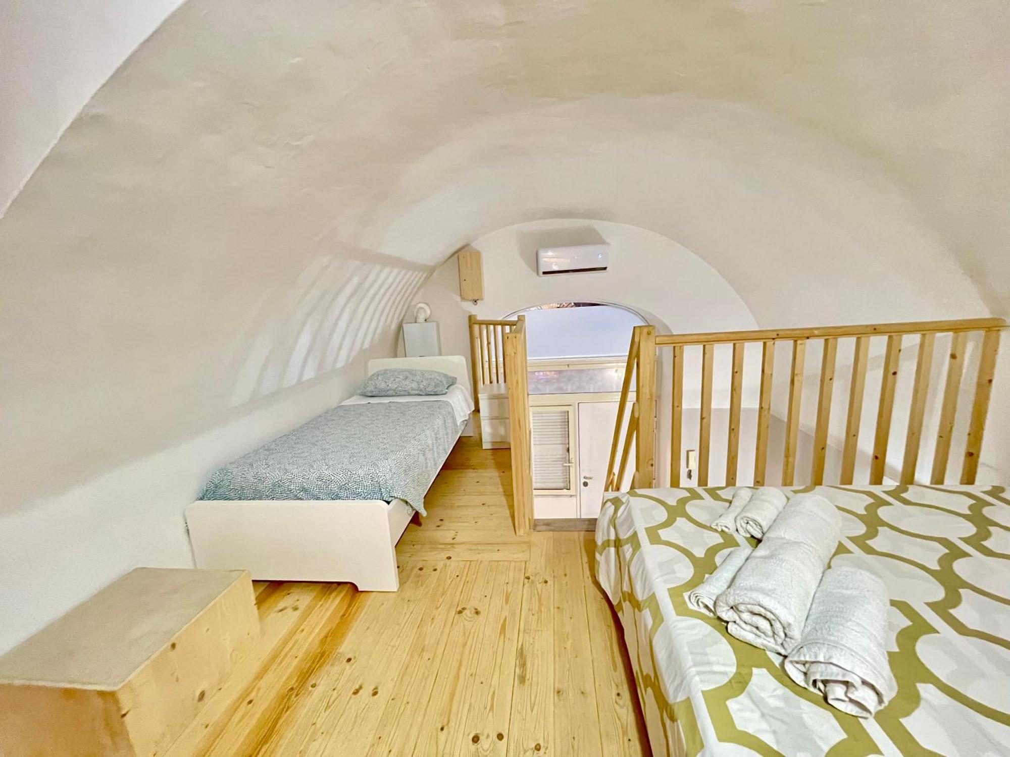 Loft Munira Apartment Napoli Bagian luar foto
