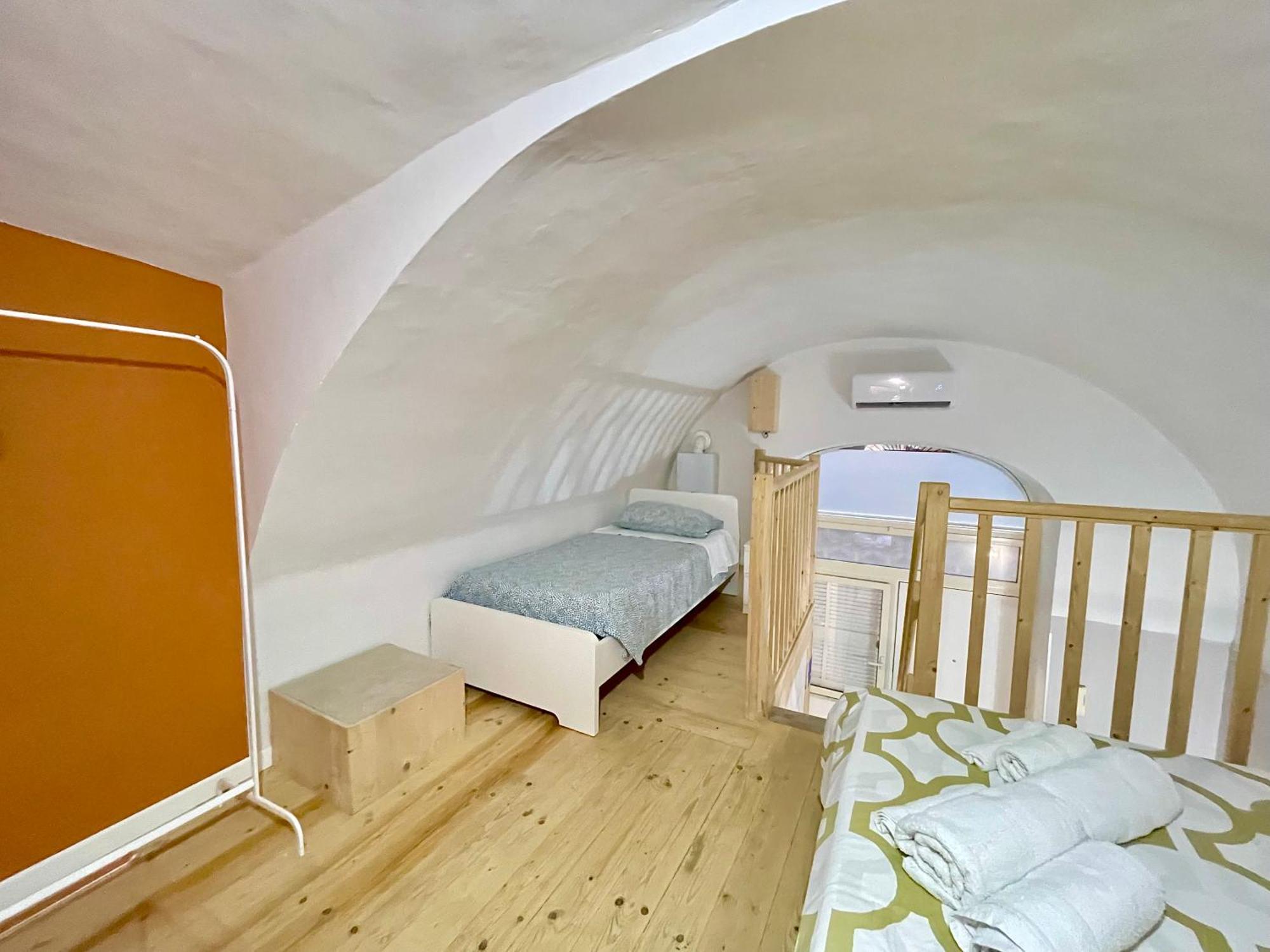 Loft Munira Apartment Napoli Bagian luar foto